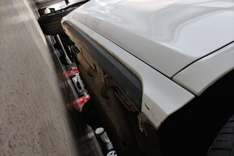 Used BYD Destroyer 05 2024 HONOR Edition DM-i 55KM Luxury Model Right Side Sill