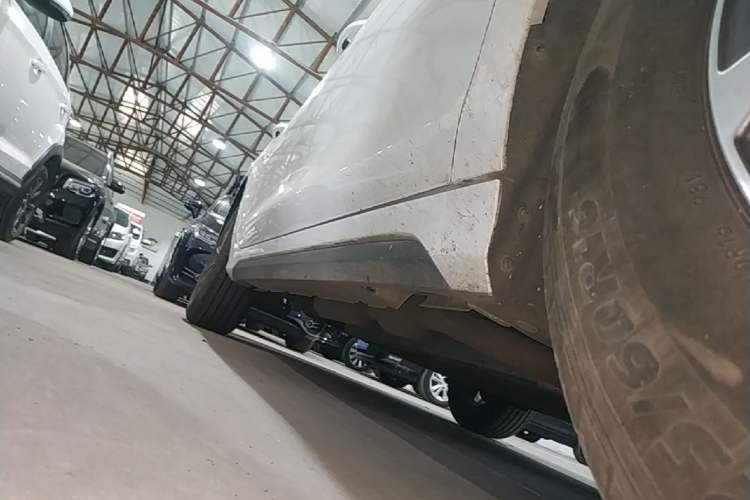 Used BYD Destroyer 05 2024 HONOR Edition DM-i 55KM Luxury Model Right Side Sill