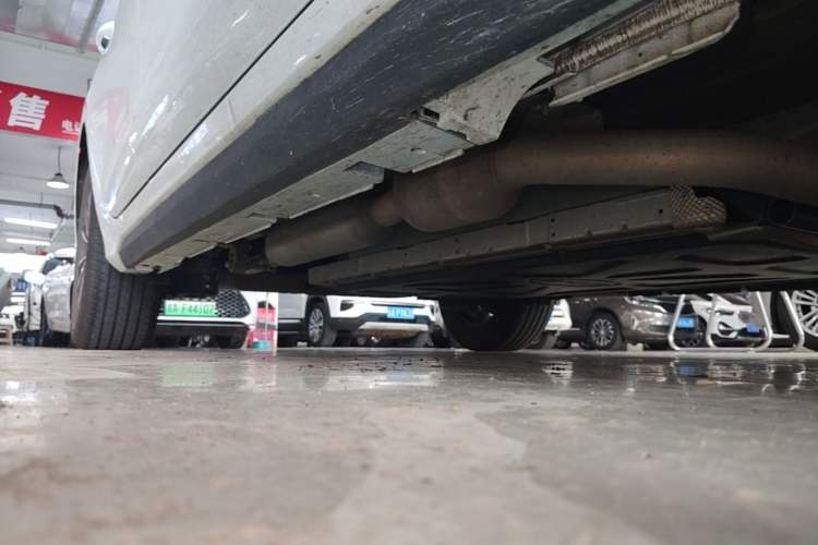 Used BYD Destroyer 05 2024 HONOR Edition DM-i 55KM Luxury Model Right Side Sill