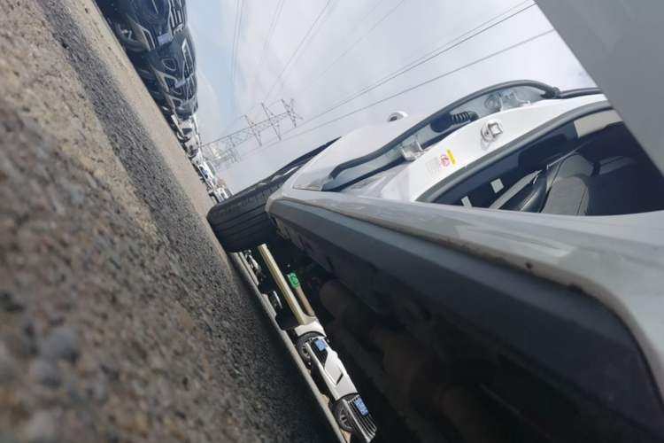 Used BYD Destroyer 05 2024 HONOR Edition DM-i 55KM Luxury Model Right Side Sill