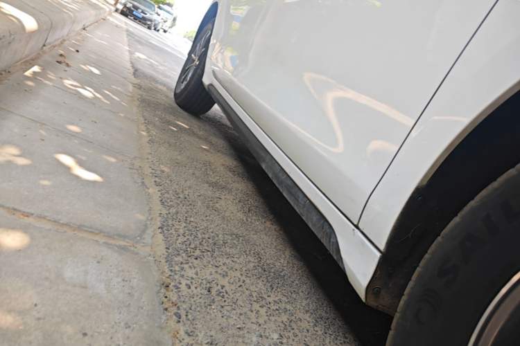 Used BYD Destroyer 05 2024 HONOR Edition DM-i 55KM Luxury Model Right Side Sill