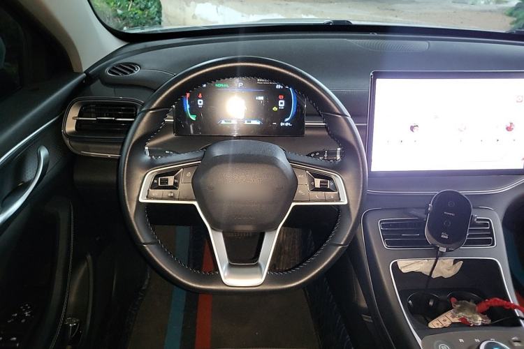 Used BYD Destroyer 05 2024 Honor Edition DM-i 120KM Luxury Model Steering Wheel