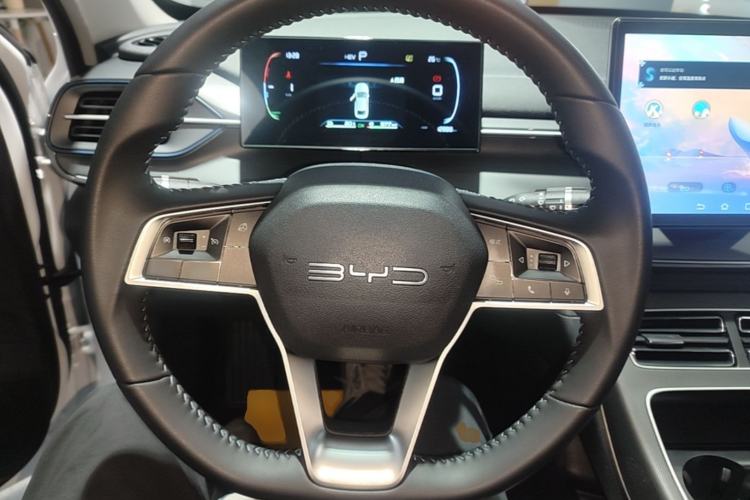Used BYD Destroyer 05 2024 HONOR Edition DM-i 55KM Luxury Model Steering Wheel