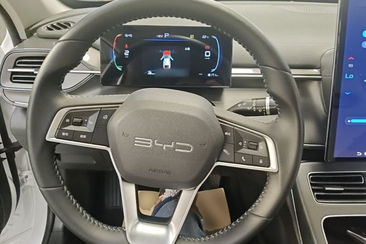 Used BYD Destroyer 05 2024 HONOR Edition DM-i 55KM Luxury Model Steering Wheel