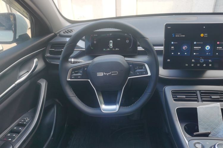 Used BYD Destroyer 05 2024 HONOR Edition DM-i 55KM Luxury Model Steering Wheel