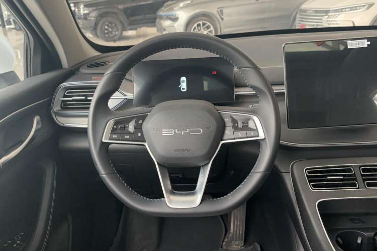 Used BYD Destroyer 05 2024 HONOR Edition DM-i 120KM Prestige Model Steering Wheel