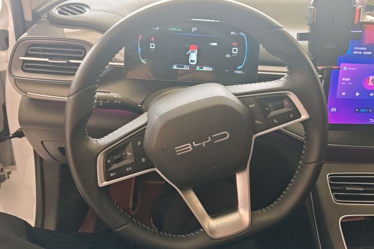 Used BYD Destroyer 05 2024 HONOR Edition DM-i 55KM Luxury Model Steering Wheel