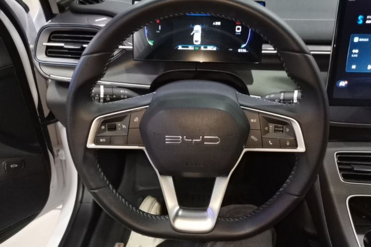 Used BYD Destroyer 05 2024 HONOR Edition DM-i 55KM Luxury Model Steering Wheel