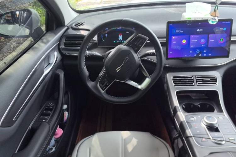 Used BYD Destroyer 05 2024 HONOR Edition DM-i 55KM Luxury Model Steering Wheel