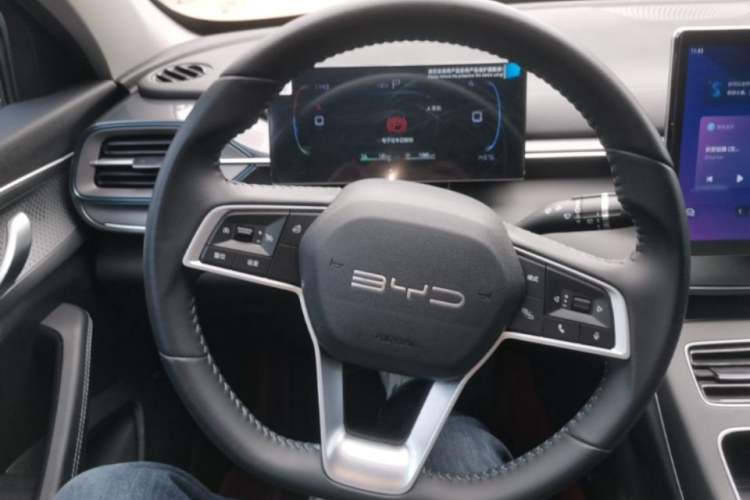 Used BYD Destroyer 05 2024 HONOR Edition DM-i 55KM Luxury Model Steering Wheel