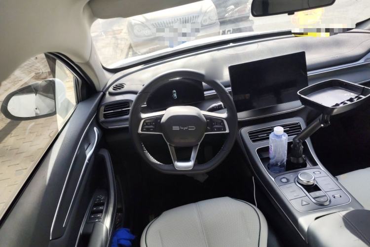 Used BYD Destroyer 05 2024 HONOR Edition DM-i 55KM Luxury Model Steering Wheel
