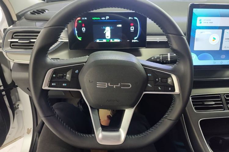 Used BYD Destroyer 05 2024 HONOR Edition DM-i 55KM Luxury Model Steering Wheel