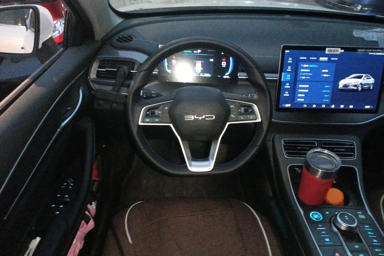 Used BYD Destroyer 05 2024 HONOR Edition DM-i 55KM Luxury Model Steering Wheel