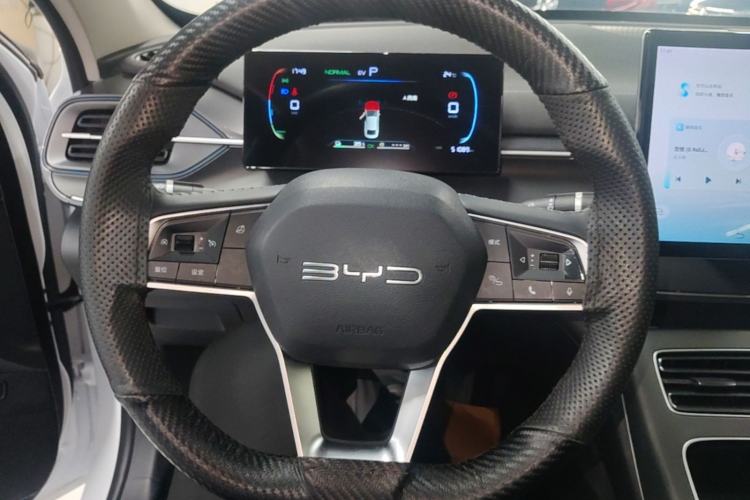 Used BYD Destroyer 05 2024 HONOR Edition DM-i 55KM Luxury Model Steering Wheel