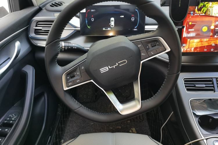 Used BYD Destroyer 05 2024 HONOR Edition DM-i 55KM Luxury Model Steering Wheel
