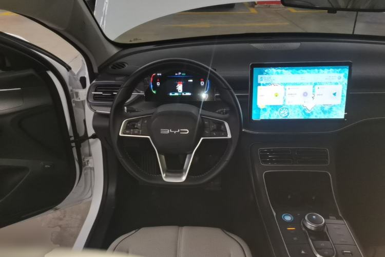 Used BYD Destroyer 05 2024 HONOR Edition DM-i 55KM Luxury Model Steering Wheel