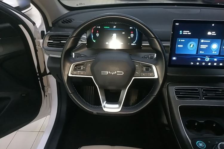 Used BYD Destroyer 05 2024 HONOR Edition DM-i 55KM Luxury Model Steering Wheel