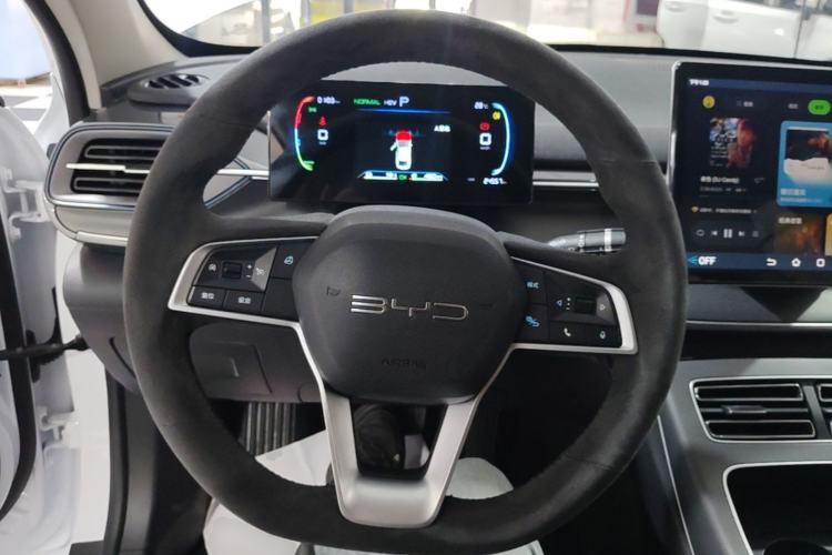 Used BYD Destroyer 05 2024 HONOR Edition DM-i 55KM Luxury Model Steering Wheel