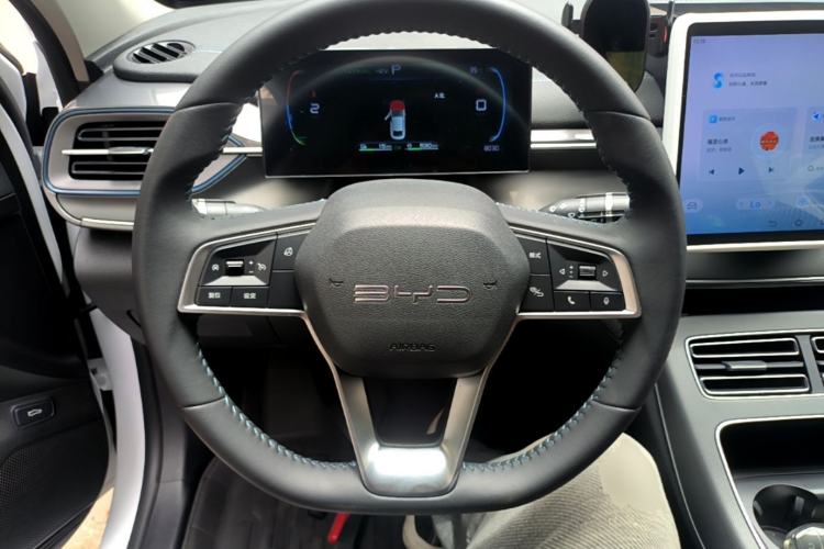 Used BYD Destroyer 05 2024 HONOR Edition DM-i 55KM Luxury Model Steering Wheel