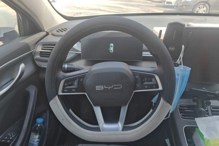 Used BYD Destroyer 05 2024 HONOR Edition DM-i 55KM Luxury Model Steering Wheel