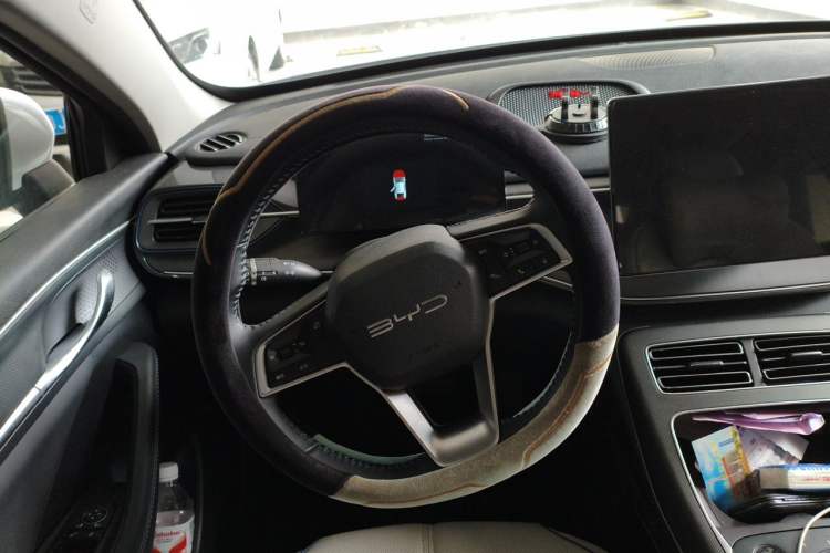 Used BYD Destroyer 05 2024 HONOR Edition DM-i 55KM Luxury Model Steering Wheel