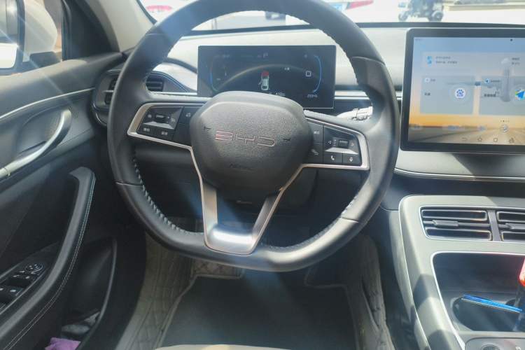 Used BYD Destroyer 05 2024 Honor Edition DM-i 120KM Luxury Model Steering Wheel