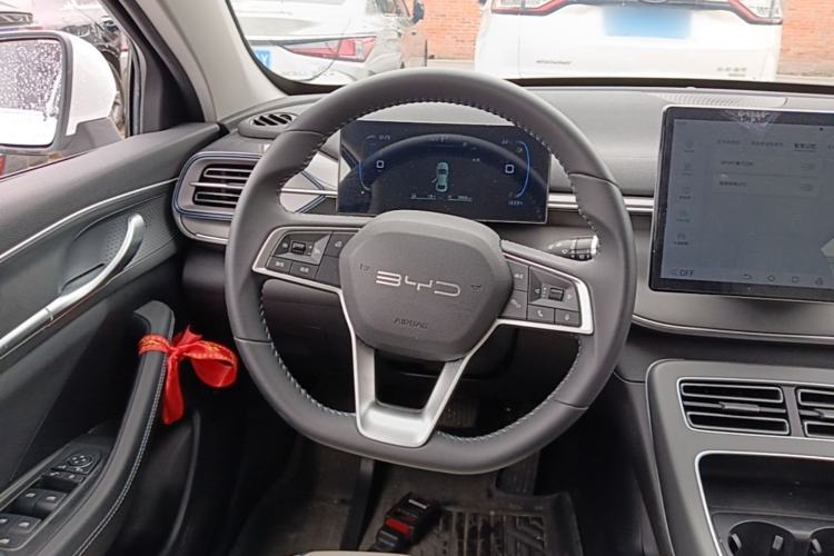 Used BYD Destroyer 05 2024 HONOR Edition DM-i 55KM Luxury Model Steering Wheel