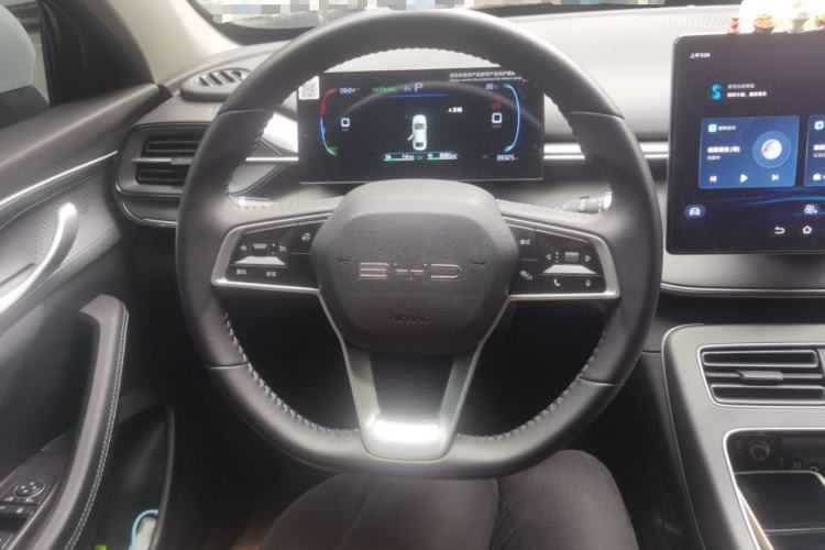 Used BYD Destroyer 05 2024 HONOR Edition DM-i 55KM Luxury Model Steering Wheel