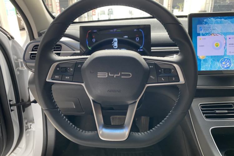 Used BYD Destroyer 05 2024 HONOR Edition DM-i 55KM Luxury Model Steering Wheel