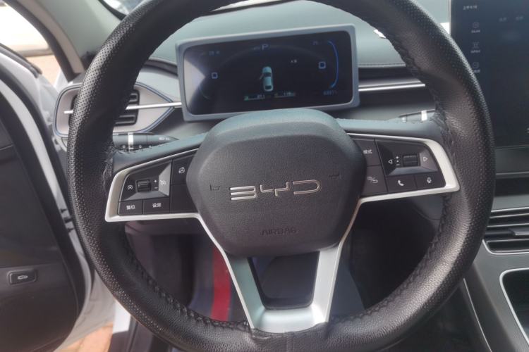 Used BYD Destroyer 05 2024 HONOR Edition DM-i 55KM Luxury Model Steering Wheel