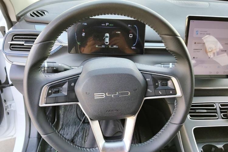Used BYD Destroyer 05 2024 HONOR Edition DM-i 55KM Luxury Model Steering Wheel