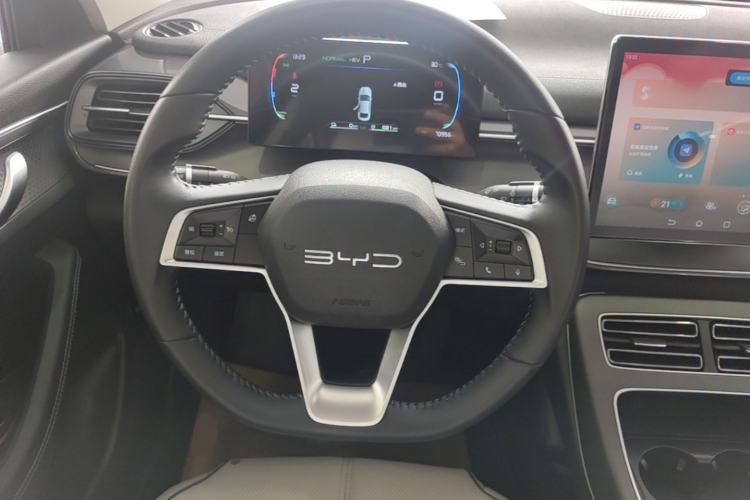 Used BYD Destroyer 05 2024 HONOR Edition DM-i 55KM Luxury Model Steering Wheel