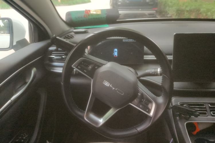Used BYD Destroyer 05 2024 HONOR Edition DM-i 55KM Luxury Model Steering Wheel