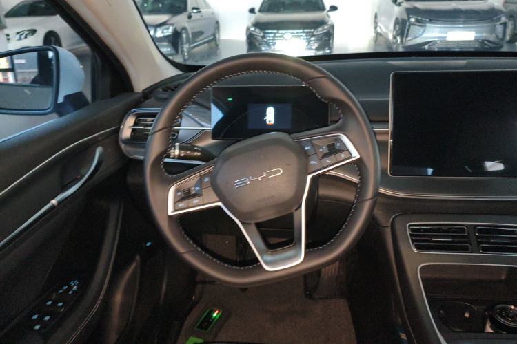 Used BYD Destroyer 05 2024 HONOR Edition DM-i 55KM Luxury Model Steering Wheel