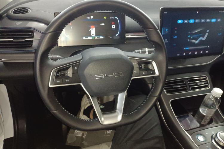 Used BYD Destroyer 05 2024 Honor Edition DM-i 120KM Luxury Model Steering Wheel