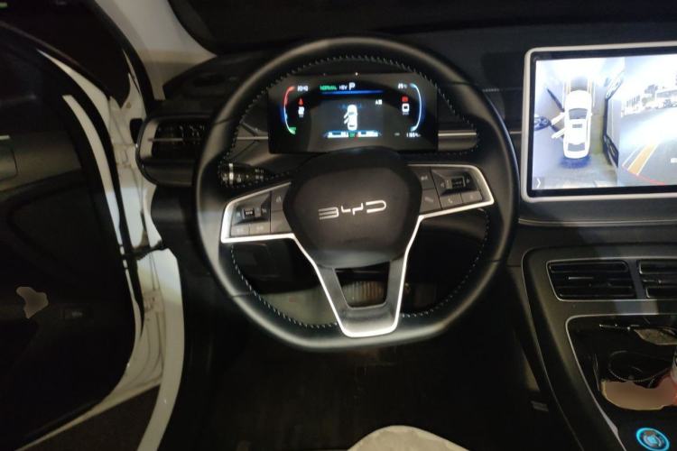 Used BYD Destroyer 05 2024 HONOR Edition DM-i 55KM Luxury Model Steering Wheel