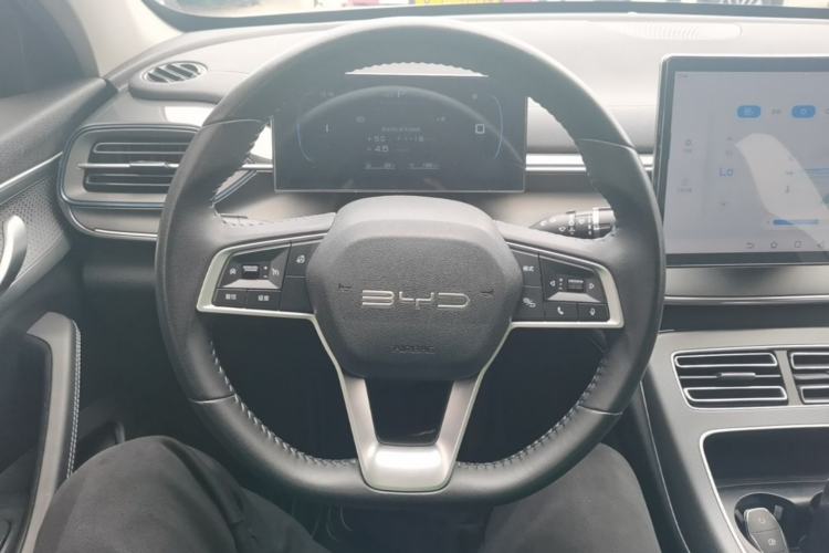 Used BYD Destroyer 05 2024 HONOR Edition DM-i 55KM Luxury Model Steering Wheel
