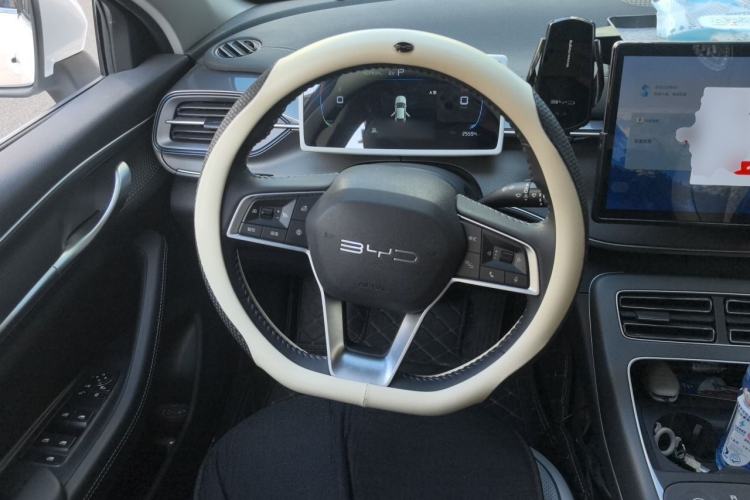 Used BYD Destroyer 05 2024 HONOR Edition DM-i 55KM Luxury Model Steering Wheel