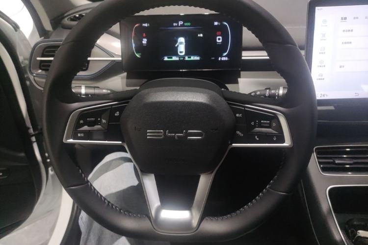 Used BYD Destroyer 05 2024 HONOR Edition DM-i 55KM Luxury Model Steering Wheel