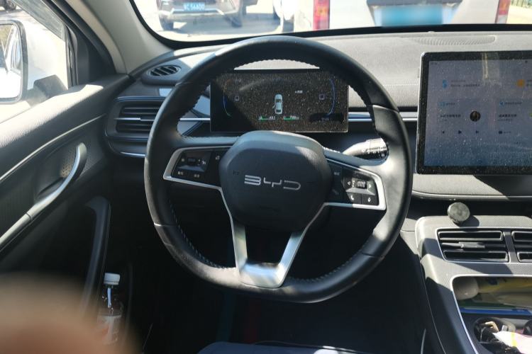 Used BYD Destroyer 05 2024 HONOR Edition DM-i 55KM Luxury Model Steering Wheel