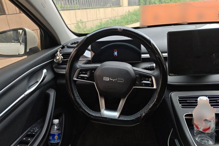 Used BYD Destroyer 05 2024 Honor Edition DM-i 120KM Luxury Model Steering Wheel
