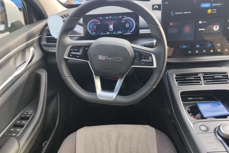 Used BYD Destroyer 05 2024 Honor Edition DM-i 120KM Luxury Model Steering Wheel