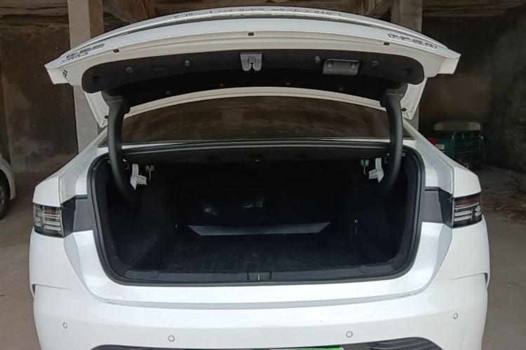 Used BYD Destroyer 05 2024 HONOR Edition DM-i 55KM Luxury Model Trunk
