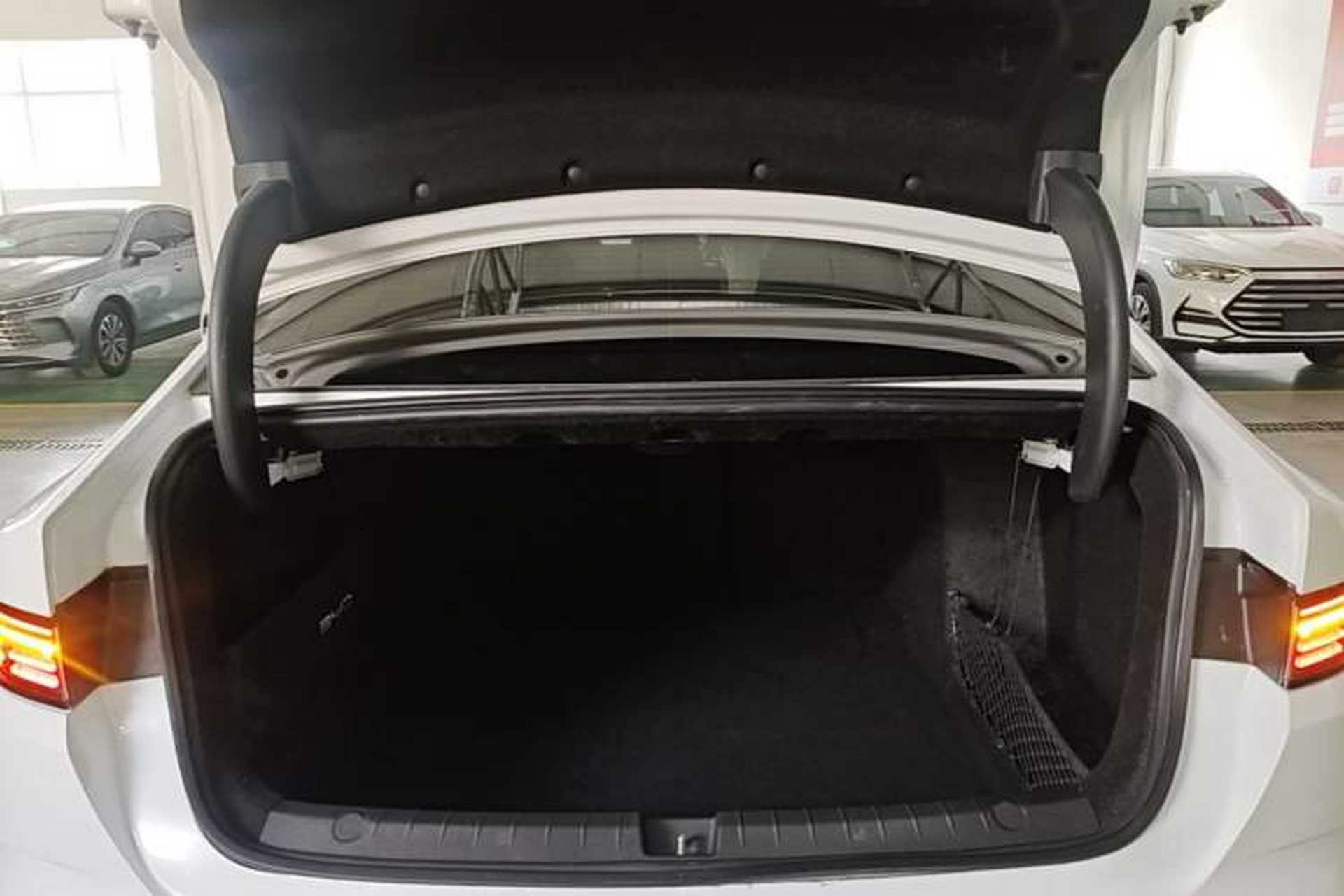 Used BYD Destroyer 05 2024 HONOR Edition DM-i 55KM Luxury Model Trunk