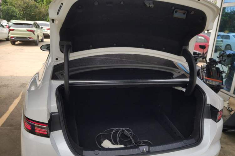 Used BYD Destroyer 05 2024 HONOR Edition DM-i 55KM Luxury Model Trunk