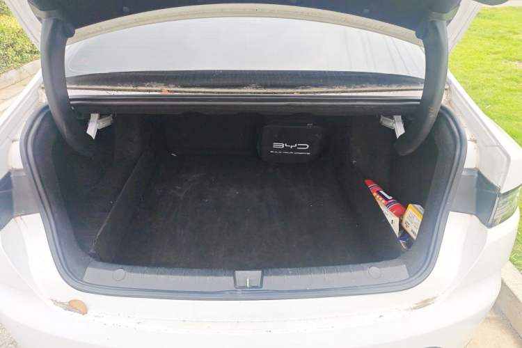 Used BYD Destroyer 05 2024 HONOR Edition DM-i 55KM Luxury Model Trunk
