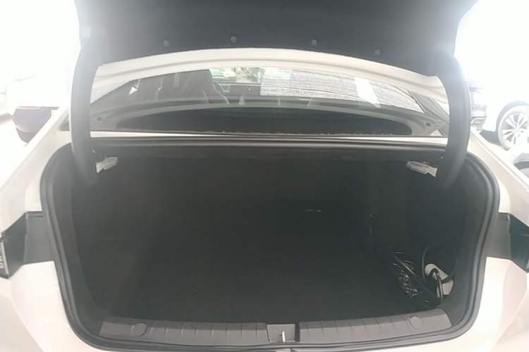 Used BYD Destroyer 05 2024 HONOR Edition DM-i 55KM Luxury Model Trunk