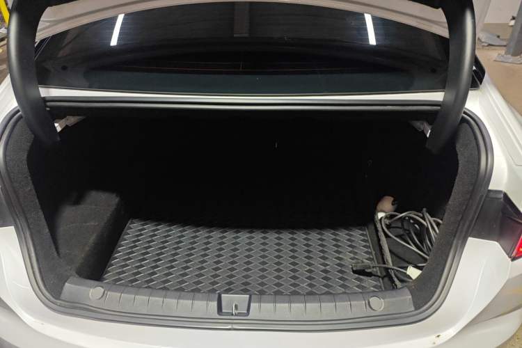 Used BYD Destroyer 05 2024 HONOR Edition DM-i 55KM Luxury Model Trunk