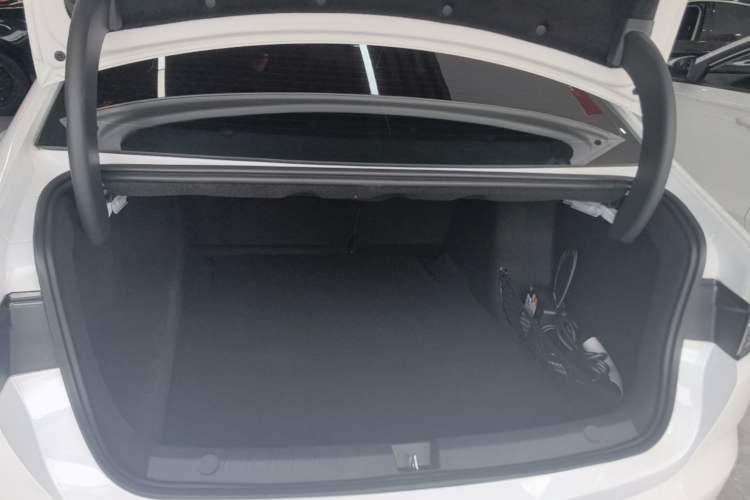 Used BYD Destroyer 05 2024 HONOR Edition DM-i 55KM Luxury Model Trunk