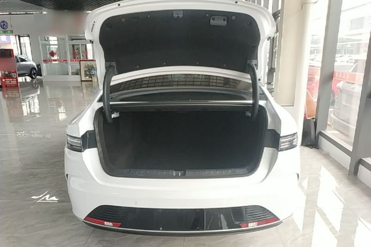 Used BYD Destroyer 05 2024 HONOR Edition DM-i 55KM Luxury Model Trunk